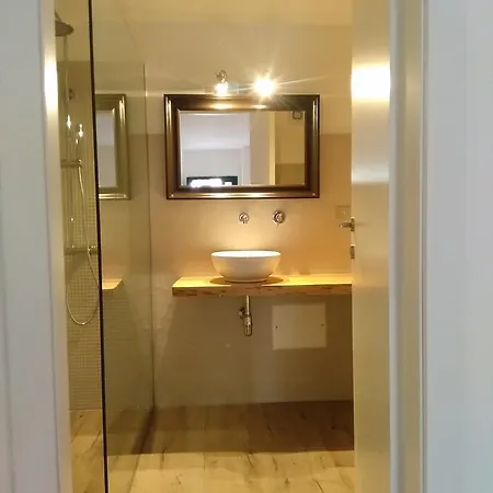 Formica * Monopoli