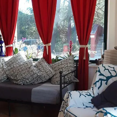 Kır Evi Formica Monopoli