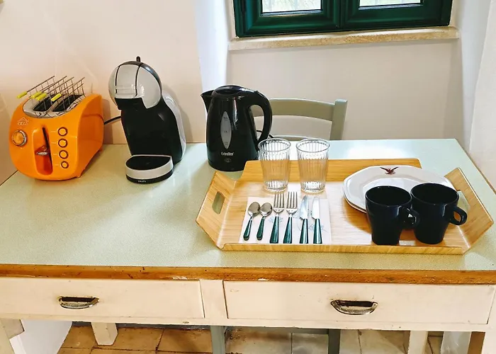 Formica 乡村民宿 莫诺波利